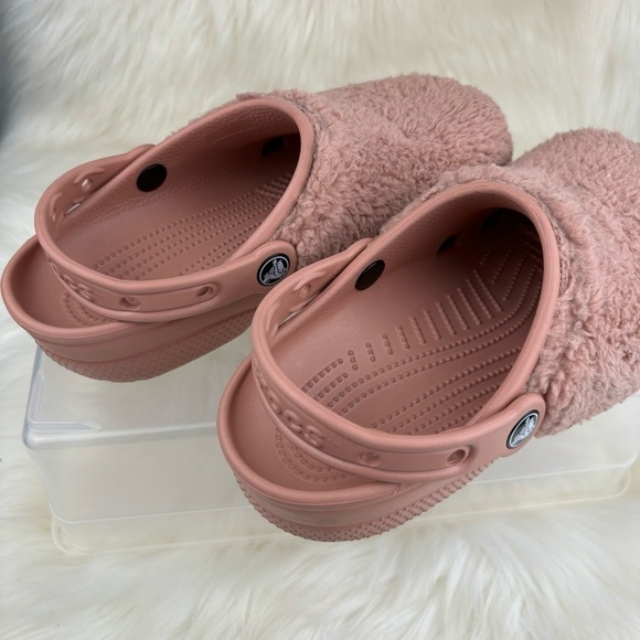 CROCS CLASSIC FUZZ MANIA CLOG PALE BLUSH SIZE M-5 W-7 - Picture 3 of 9